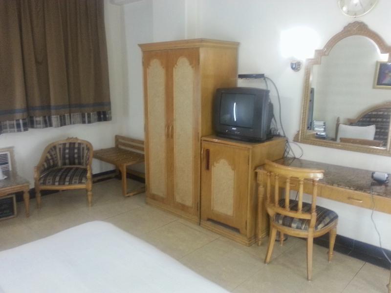 Hotel Sunstar Residency Deli Exterior foto